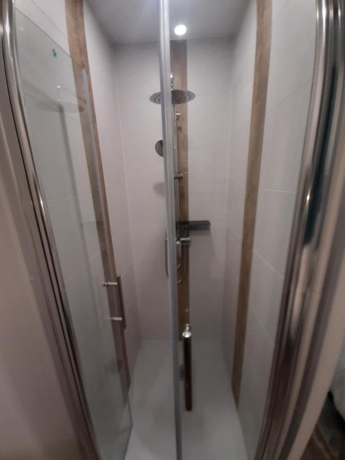 3 Apt T2 Cosy De 40 A 50 M2 Ideal Pour Un Deplacement Pro " Les Iris " Bourg-Saint-Andéol Kültér fotó